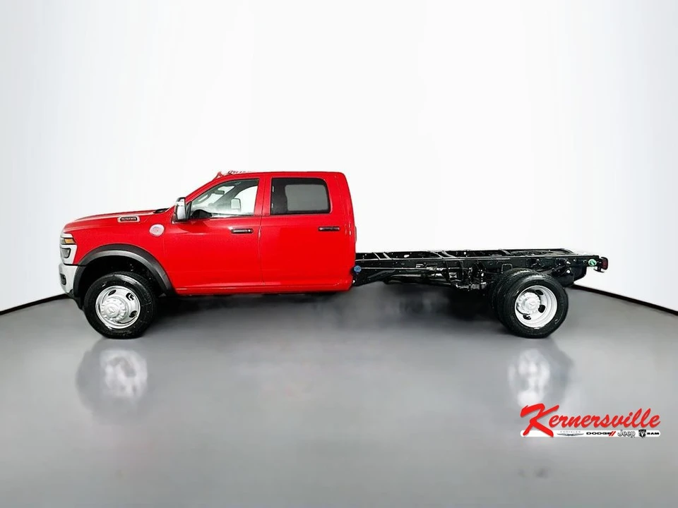 2026 Ram 4500 & 5500 - Image 4 of 20