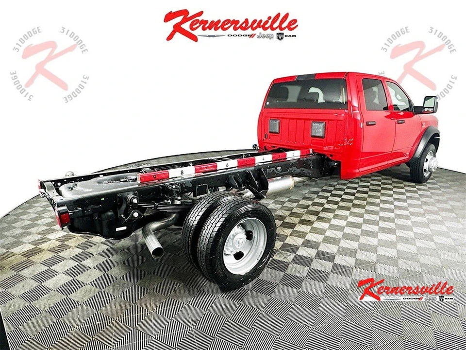 2026 Ram 4500 & 5500 - Image 7 of 12