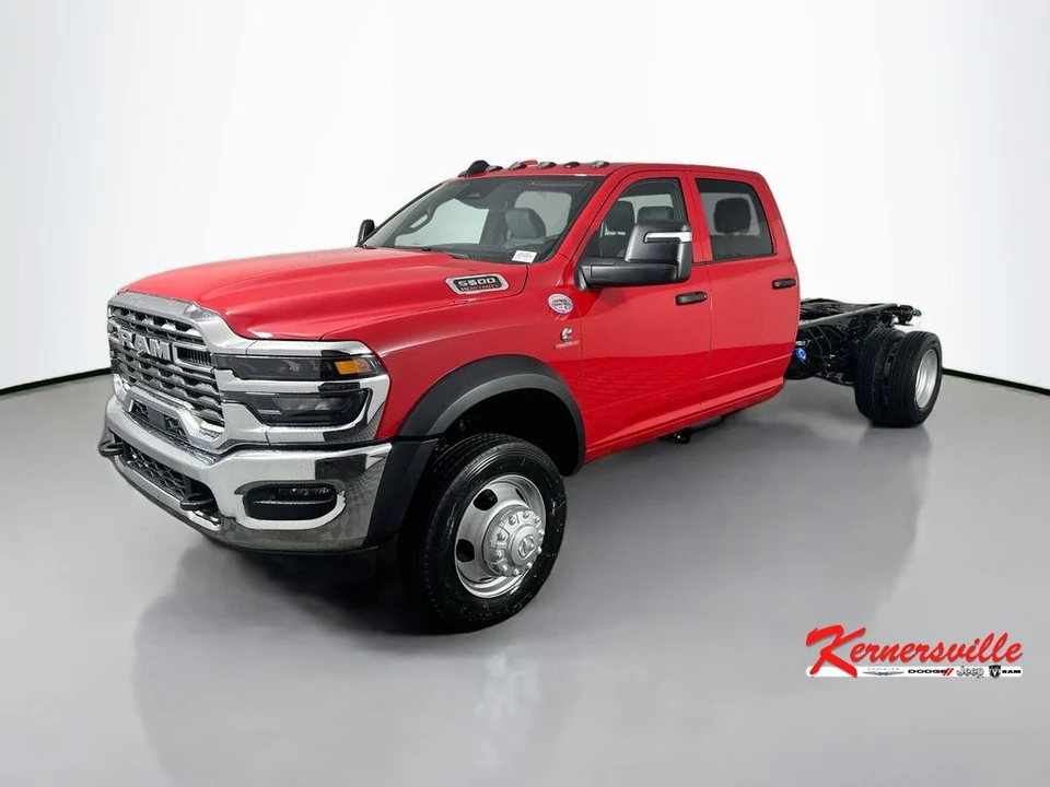 2026 Ram 4500 & 5500 - Image 3 of 21