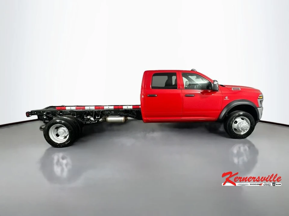 2026 Ram 4500 & 5500 - Image 8 of 21