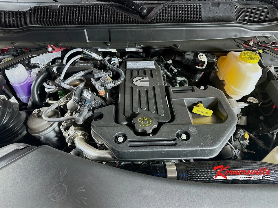 2026 Ram 4500 & 5500 - Image 18 of 21