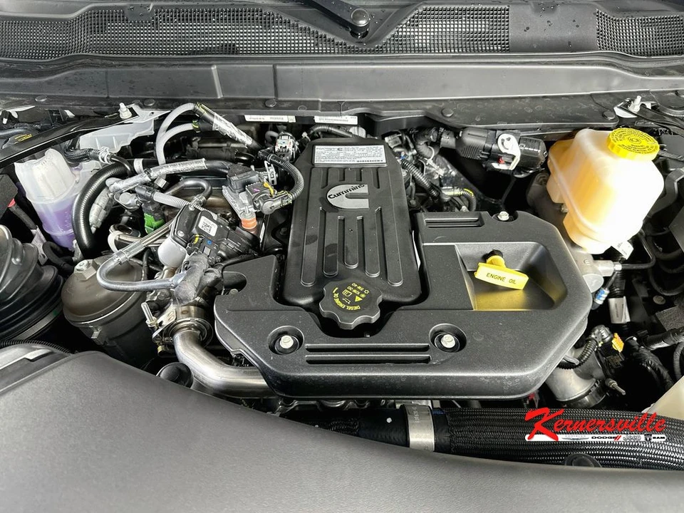 2026 Ram 4500 & 5500 - Image 17 of 20
