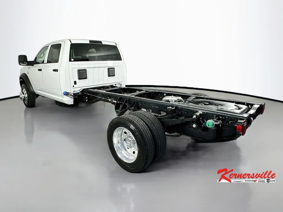 2026 Ram 4500 & 5500 - Image 5 of 20