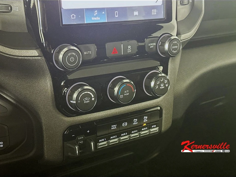 2026 Ram 4500 & 5500 - Image 14 of 23