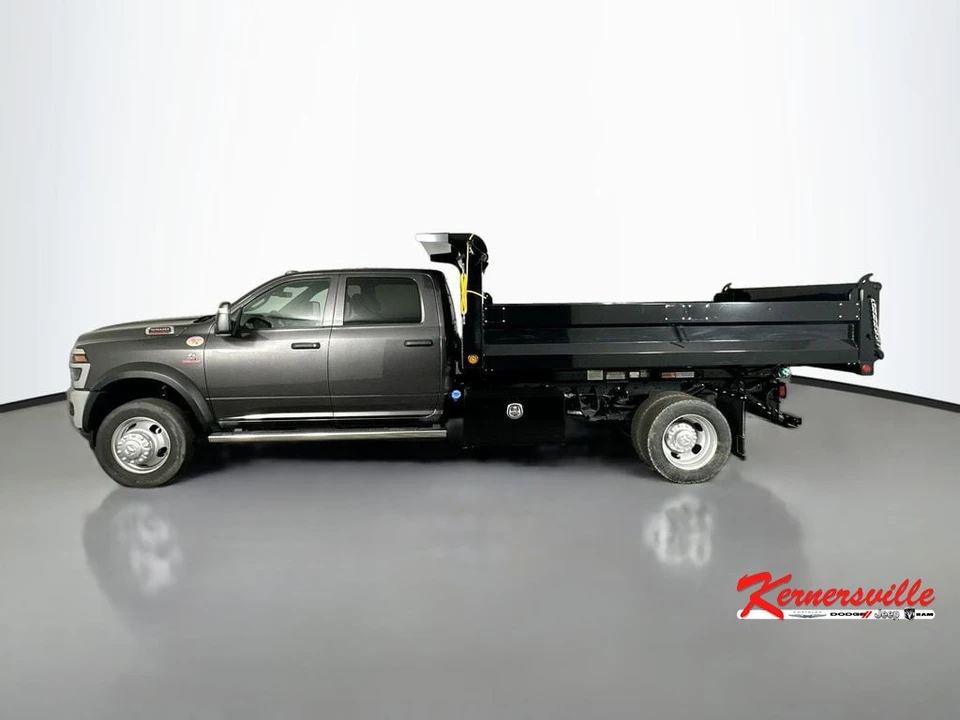 2026 Ram 4500 & 5500 - Image 4 of 23