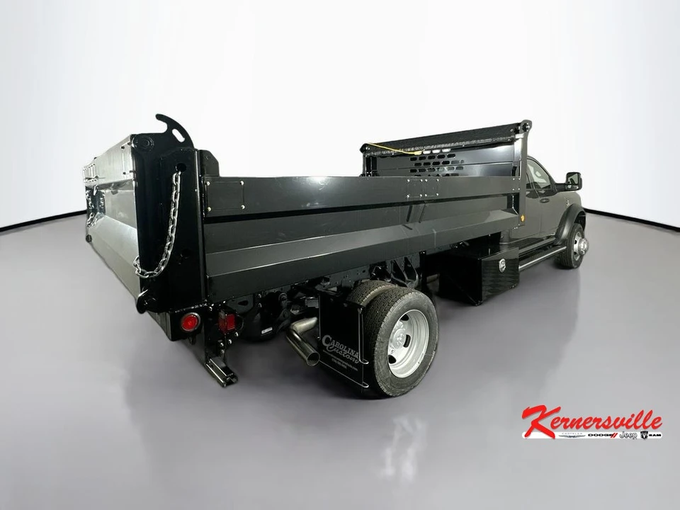 2026 Ram 4500 & 5500 - Image 15 of 23