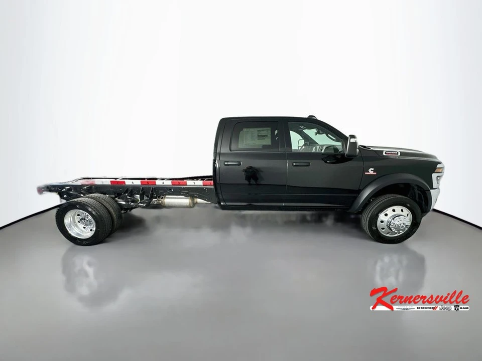 2026 Ram 4500 & 5500 - Image 8 of 20