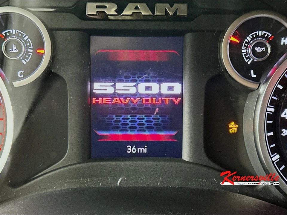 2026 Ram 4500 & 5500 - Image 11 of 20