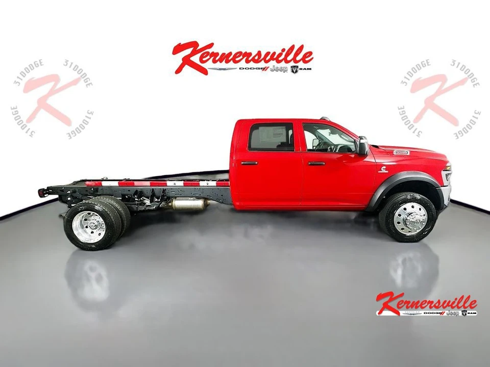 2026 Ram 4500 & 5500 - Image 9 of 21