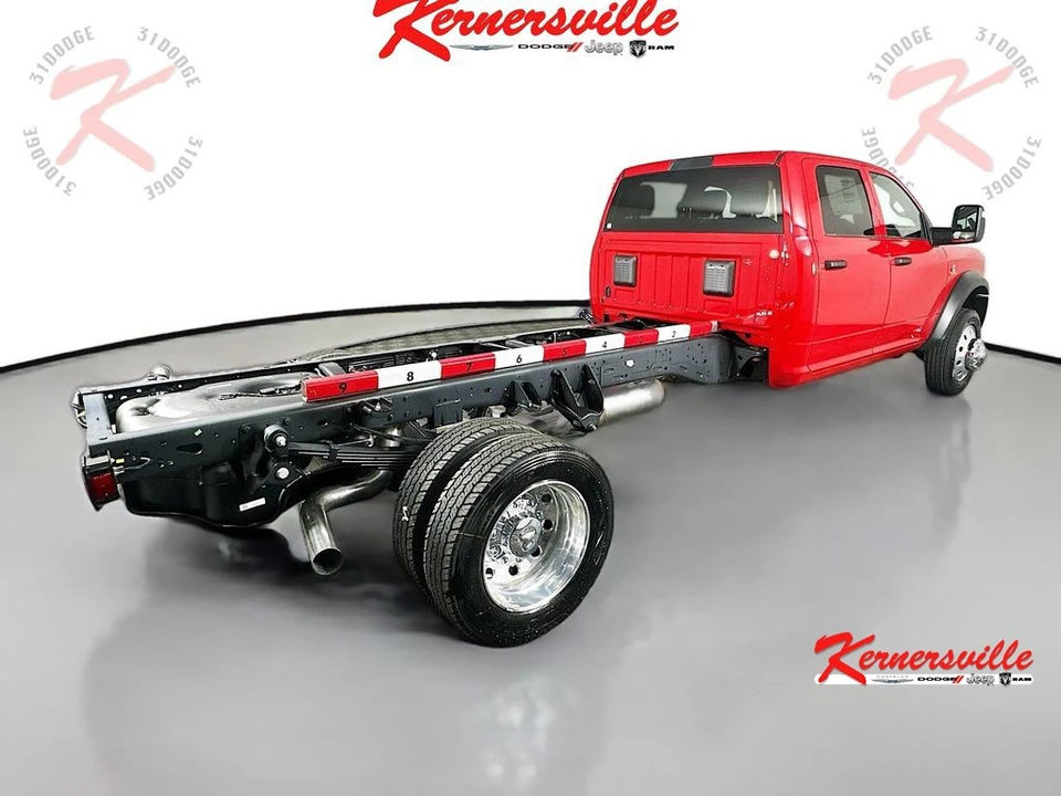 2026 Ram 4500 & 5500 - Image 8 of 21