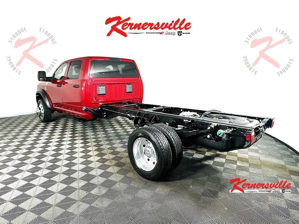 2026 Ram 4500 & 5500 - Image 5 of 21