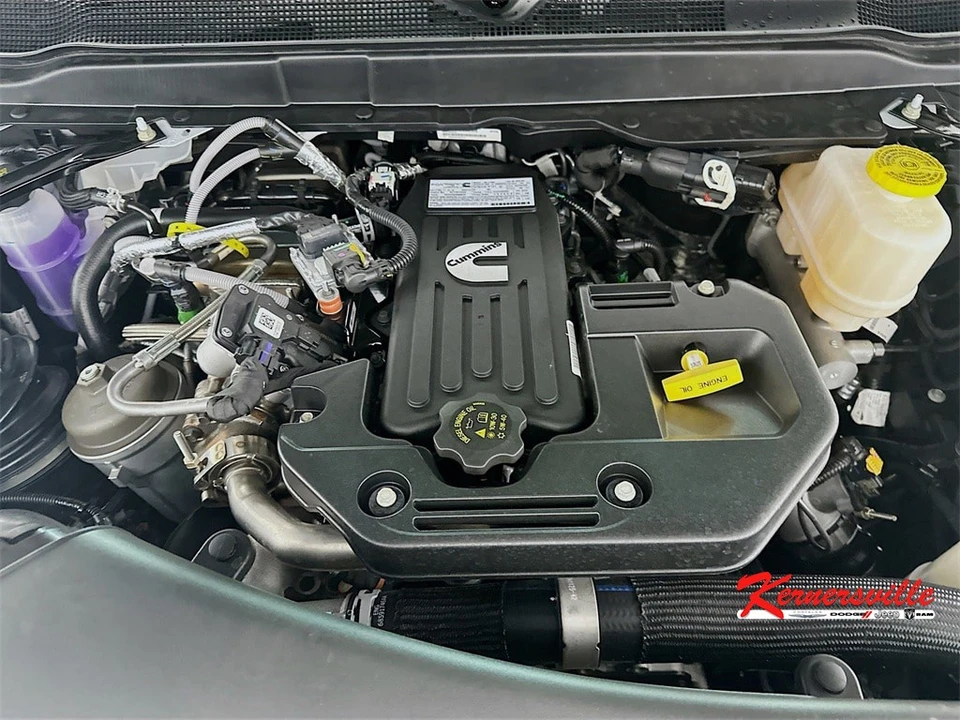 2026 Ram 4500 & 5500 - Image 17 of 20