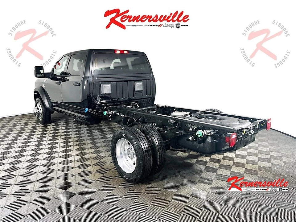 2026 Ram 4500 & 5500 - Image 5 of 20