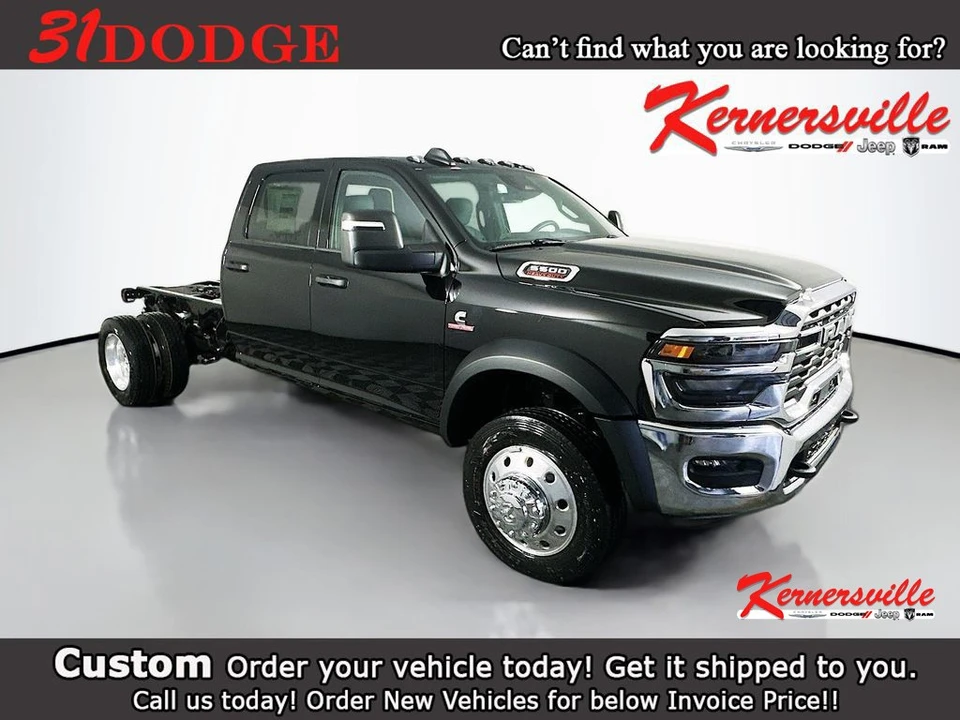 2026 Ram 4500 & 5500 - Image 15 of 21