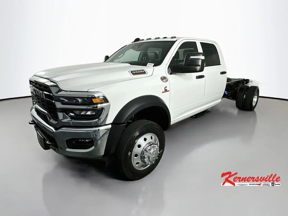 2026 Ram 4500 & 5500 - Image 3 of 20