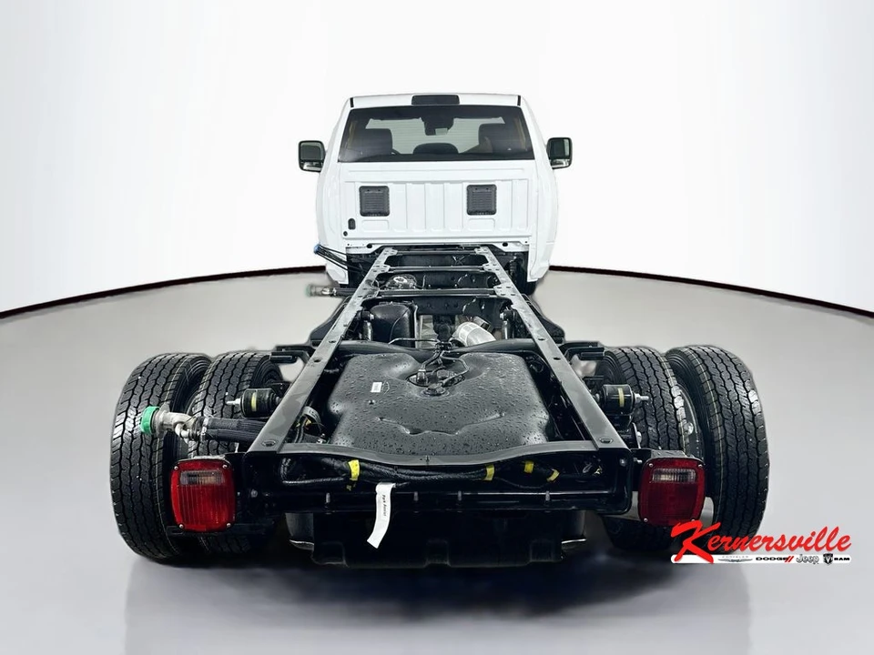 2026 Ram 4500 & 5500 - Image 6 of 21
