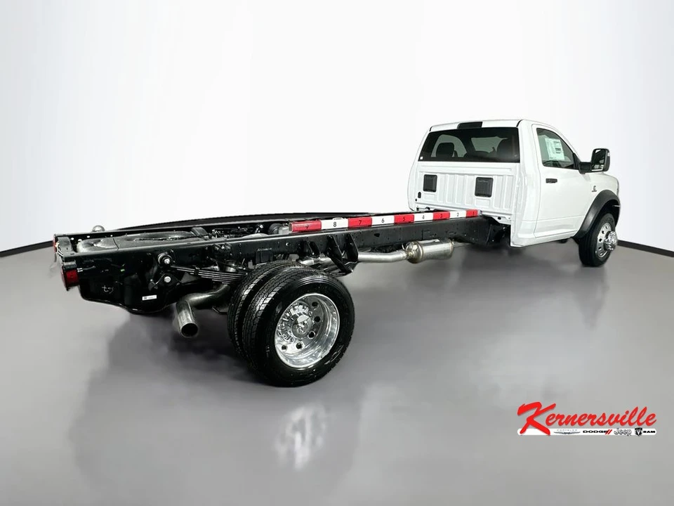 2026 Ram 4500 & 5500 - Image 7 of 21