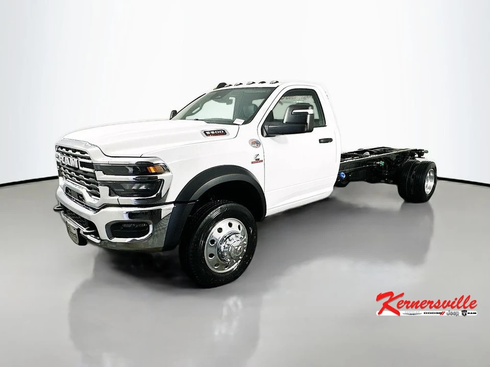 2026 Ram 4500 & 5500 - Image 3 of 21