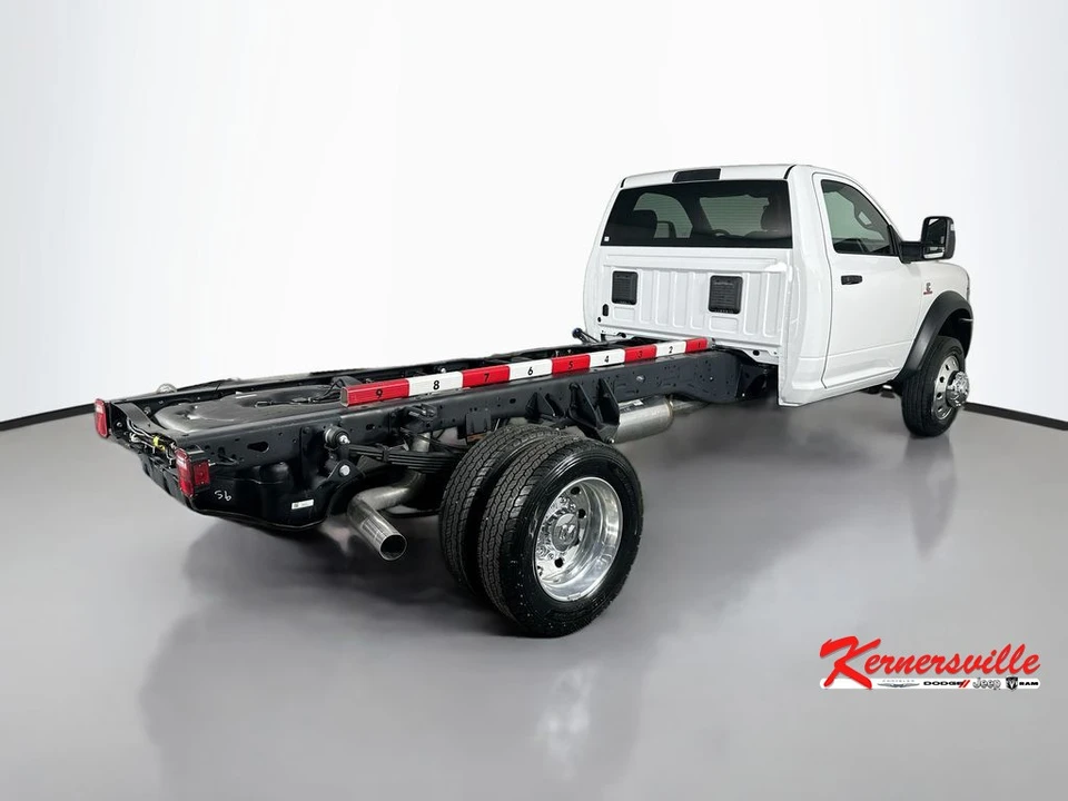 2026 Ram 4500 & 5500 - Image 7 of 12