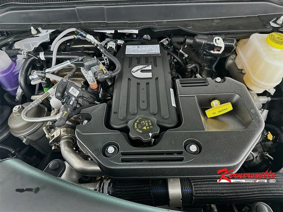 2026 Ram 4500 & 5500 - Image 17 of 21