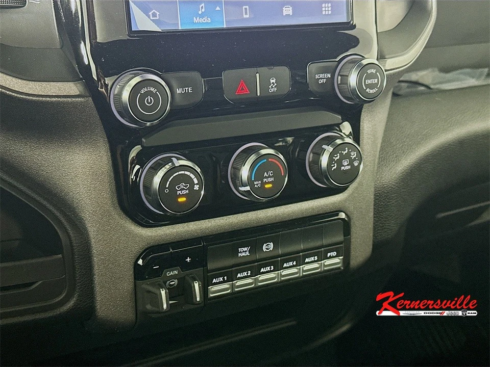 2026 Ram 4500 & 5500 - Image 15 of 21
