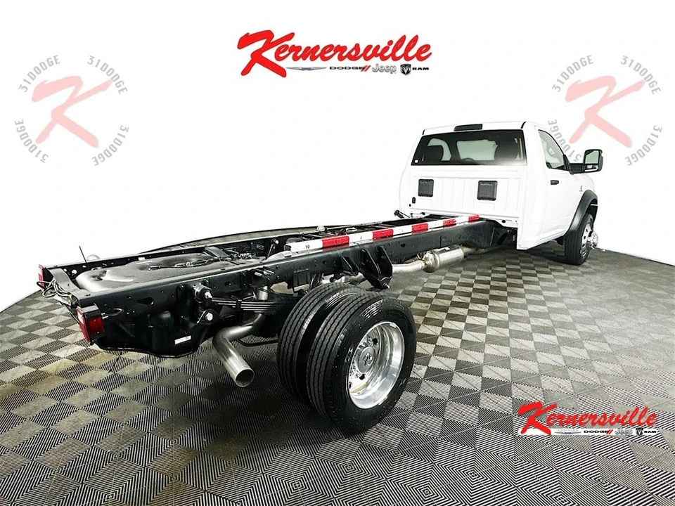2026 Ram 4500 & 5500 - Image 7 of 21