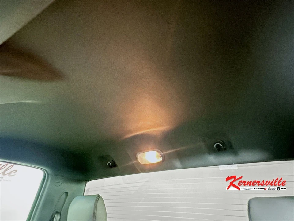 2026 Ram 4500 & 5500 - Image 14 of 20