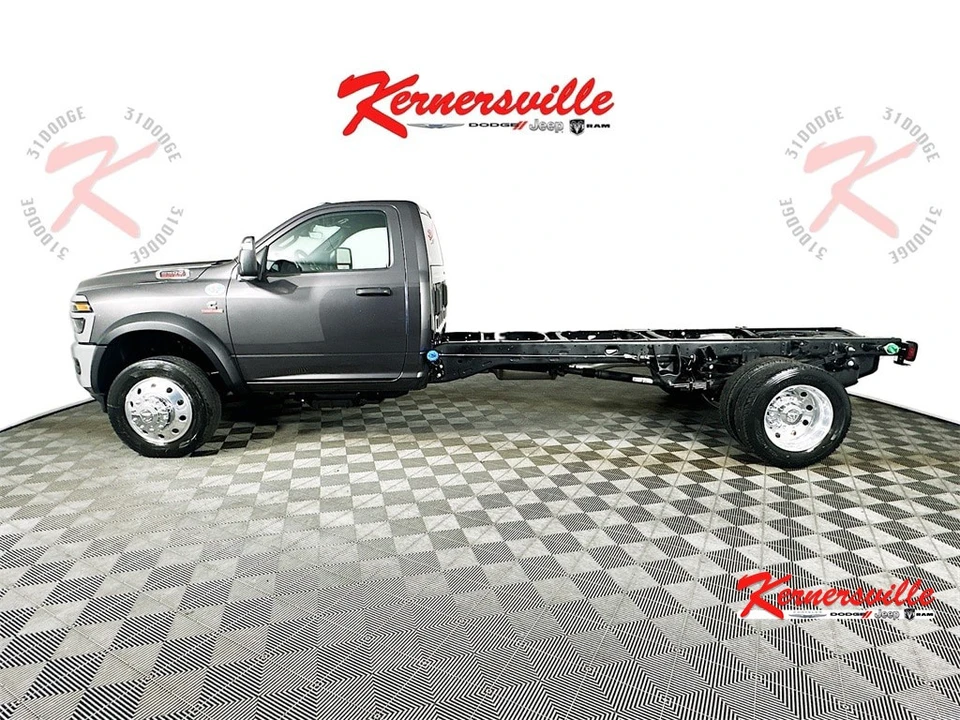 2026 Ram 4500 & 5500 - Image 4 of 21