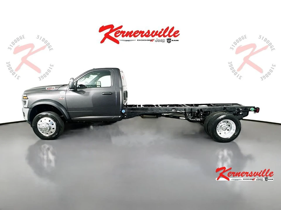 2026 Ram 4500 & 5500 - Image 4 of 12