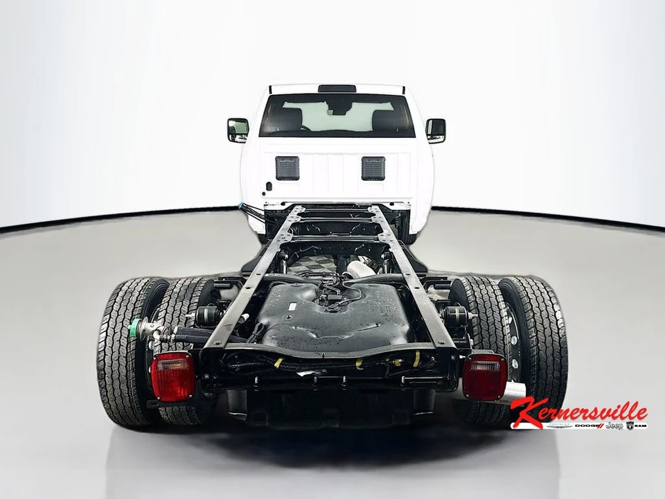 2026 Ram 4500 & 5500 - Image 6 of 12