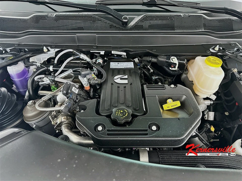 2026 Ram 4500 & 5500 - Image 17 of 20