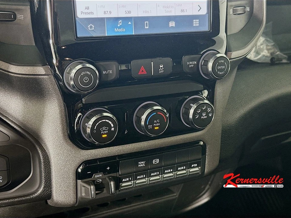 2026 Ram 4500 & 5500 - Image 15 of 20