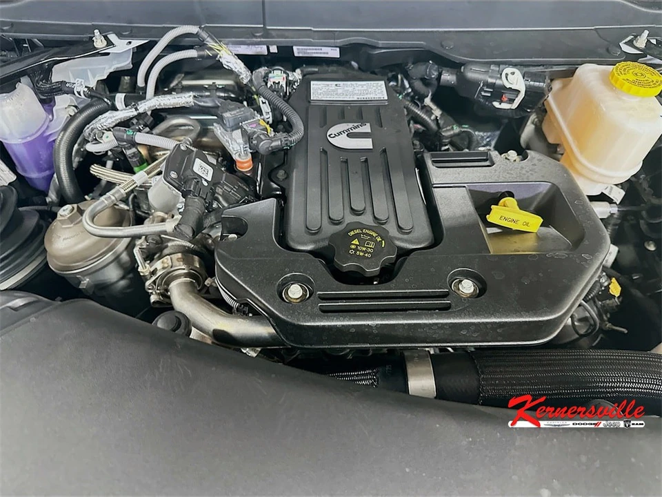 2026 Ram 4500 & 5500 - Image 18 of 20