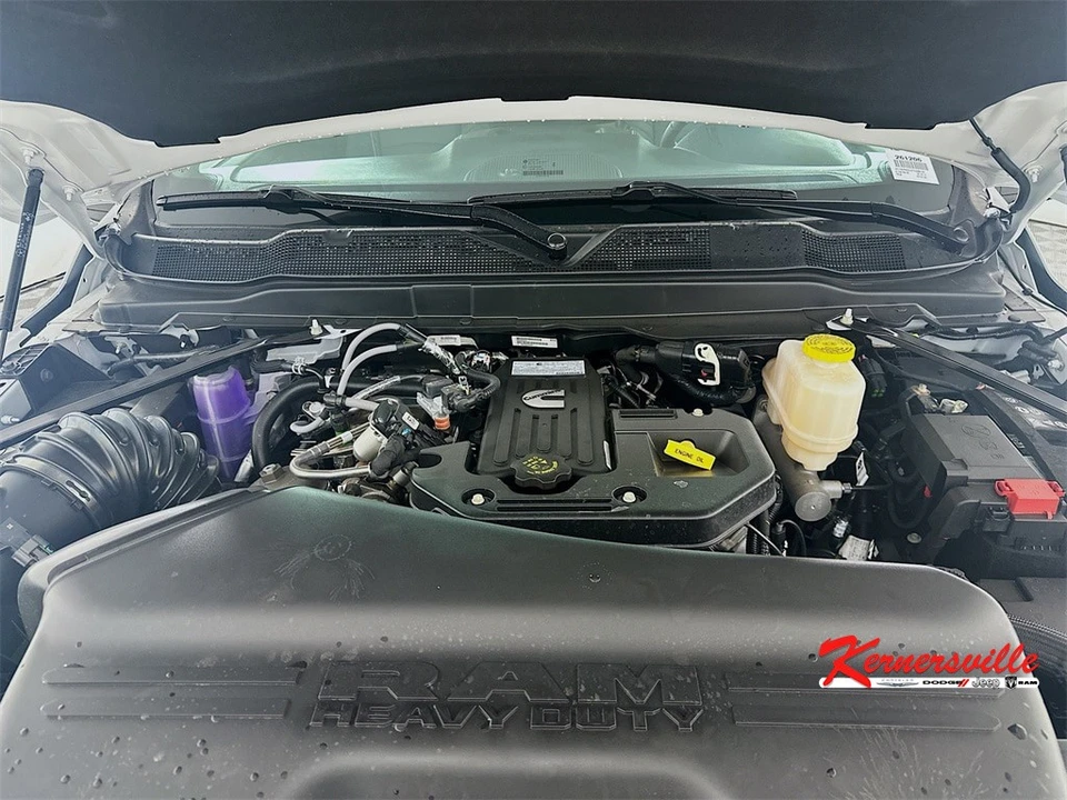 2026 Ram 4500 & 5500 - Image 18 of 21