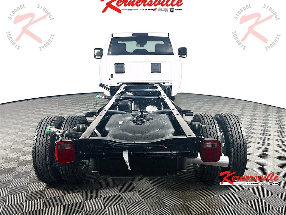 2026 Ram 4500 & 5500 - Image 6 of 21