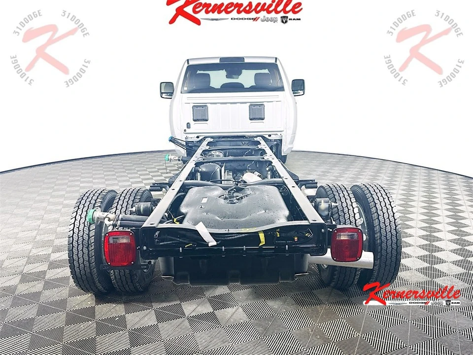 2026 Ram 4500 & 5500 - Image 6 of 21
