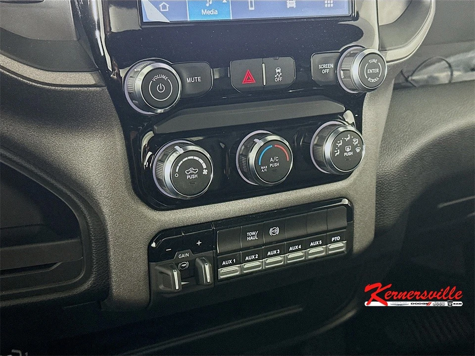 2026 Ram 4500 & 5500 - Image 15 of 21