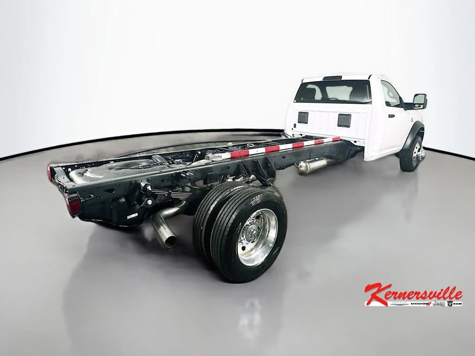 2026 Ram 4500 & 5500 - Image 7 of 12