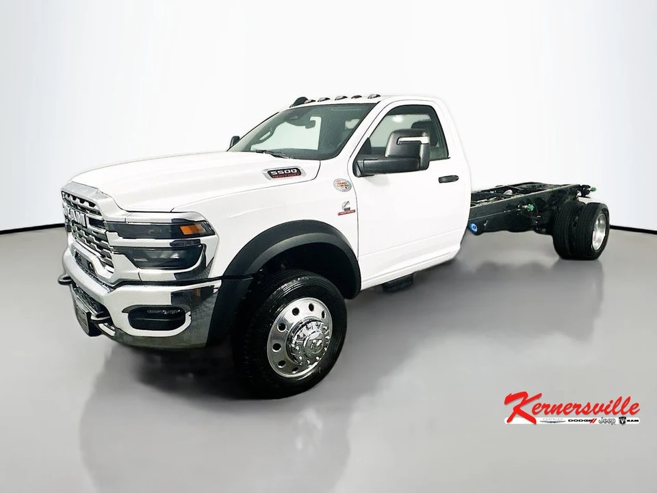 2026 Ram 4500 & 5500 - Image 3 of 12