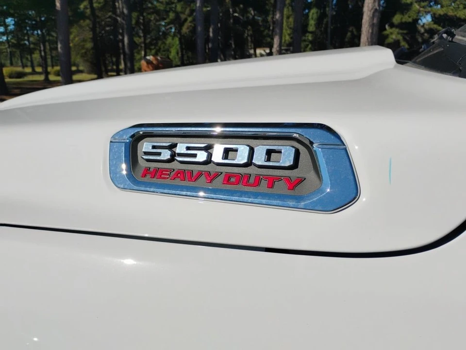 2026 Ram 4500 & 5500 - Image 11 of 12