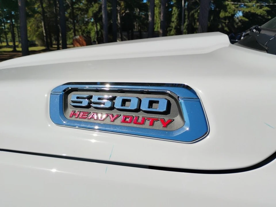 2026 Ram 4500 & 5500 - Image 11 of 12