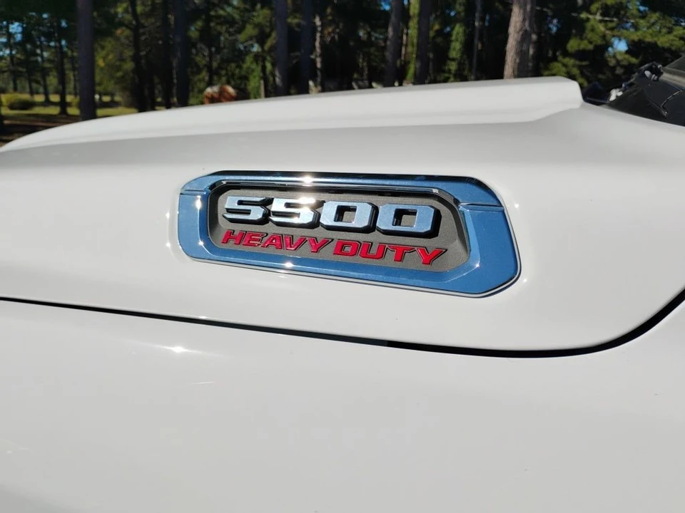 2026 Ram 4500 & 5500 - Image 11 of 12