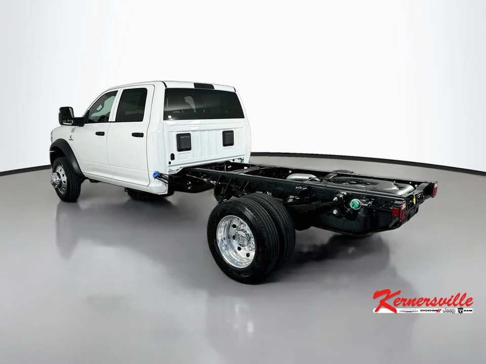2026 Ram 4500 & 5500 - Image 5 of 21