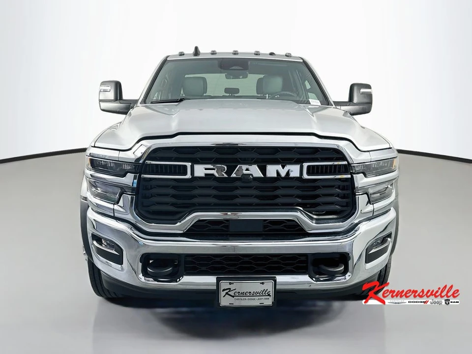 2026 Ram 4500 & 5500 - Image 2 of 21