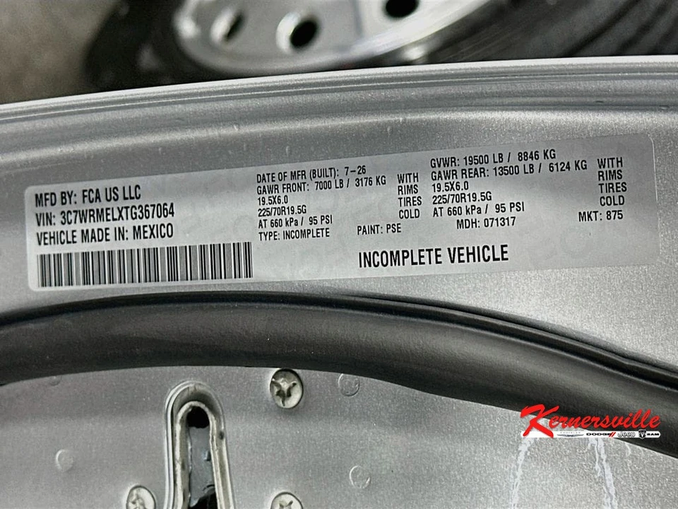 2026 Ram 4500 & 5500 - Image 18 of 21