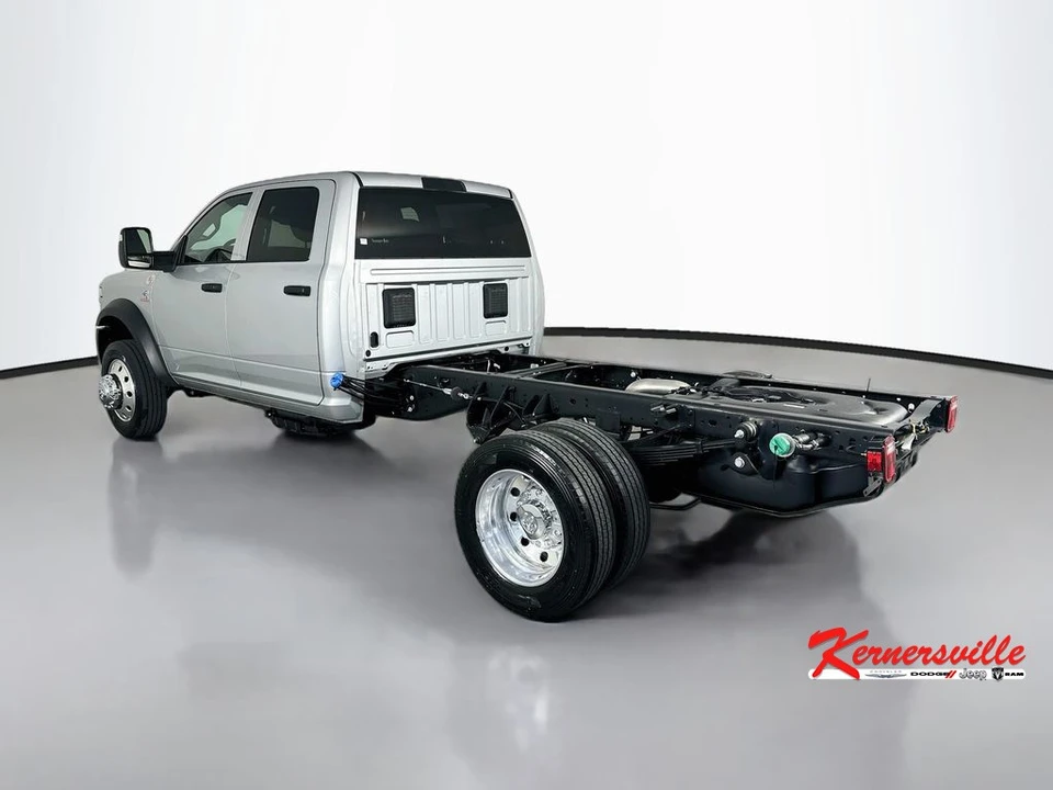 2026 Ram 4500 & 5500 - Image 5 of 21