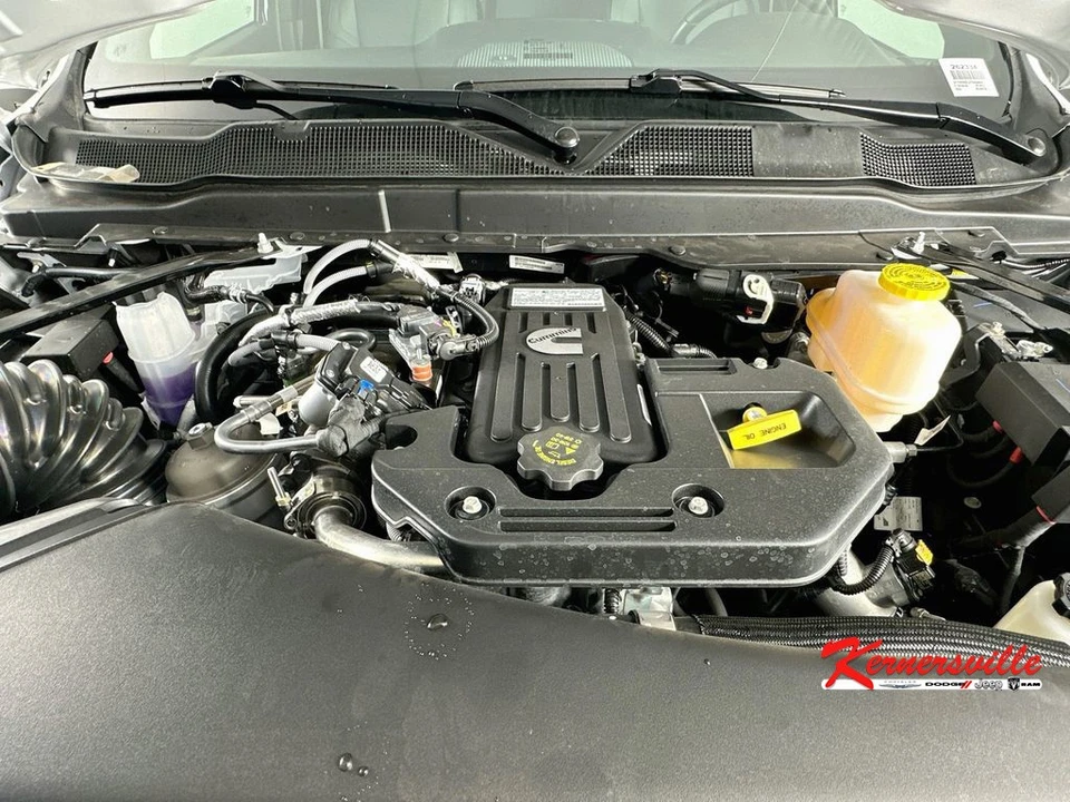 2026 Ram 4500 & 5500 - Image 17 of 21