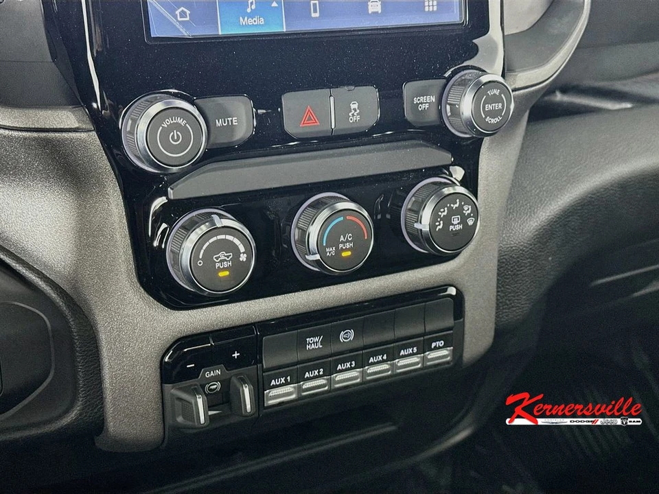 2026 Ram 4500 & 5500 - Image 15 of 20