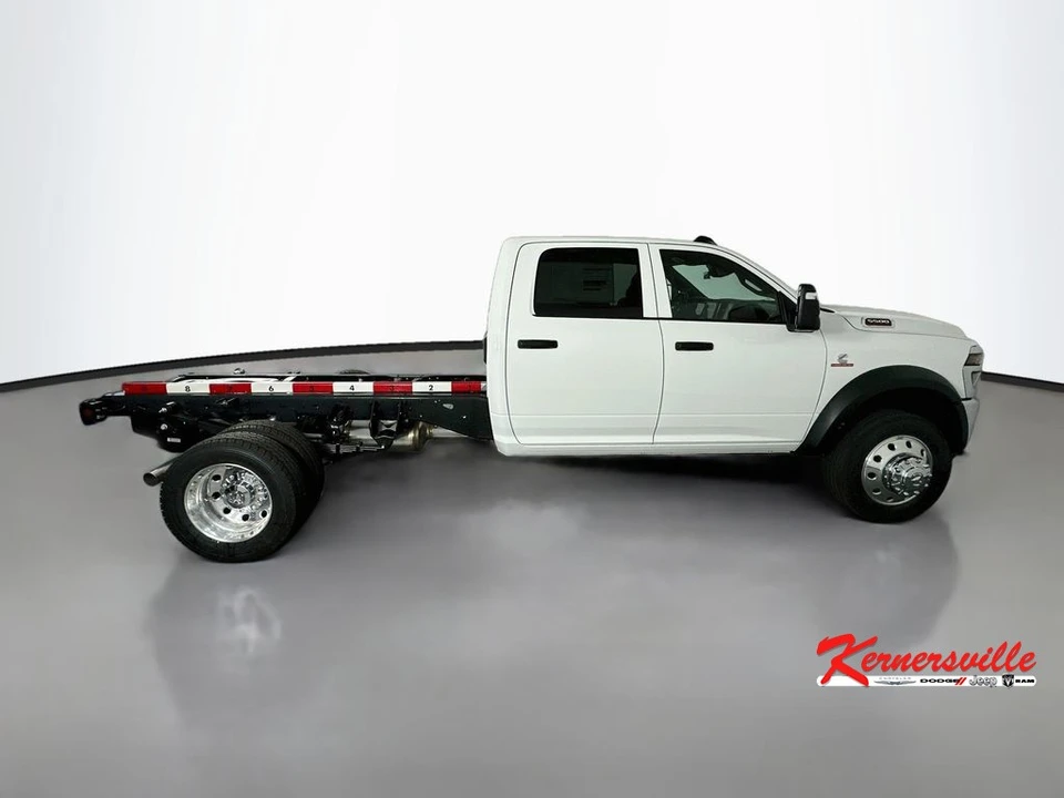 2026 Ram 4500 & 5500 - Image 8 of 20