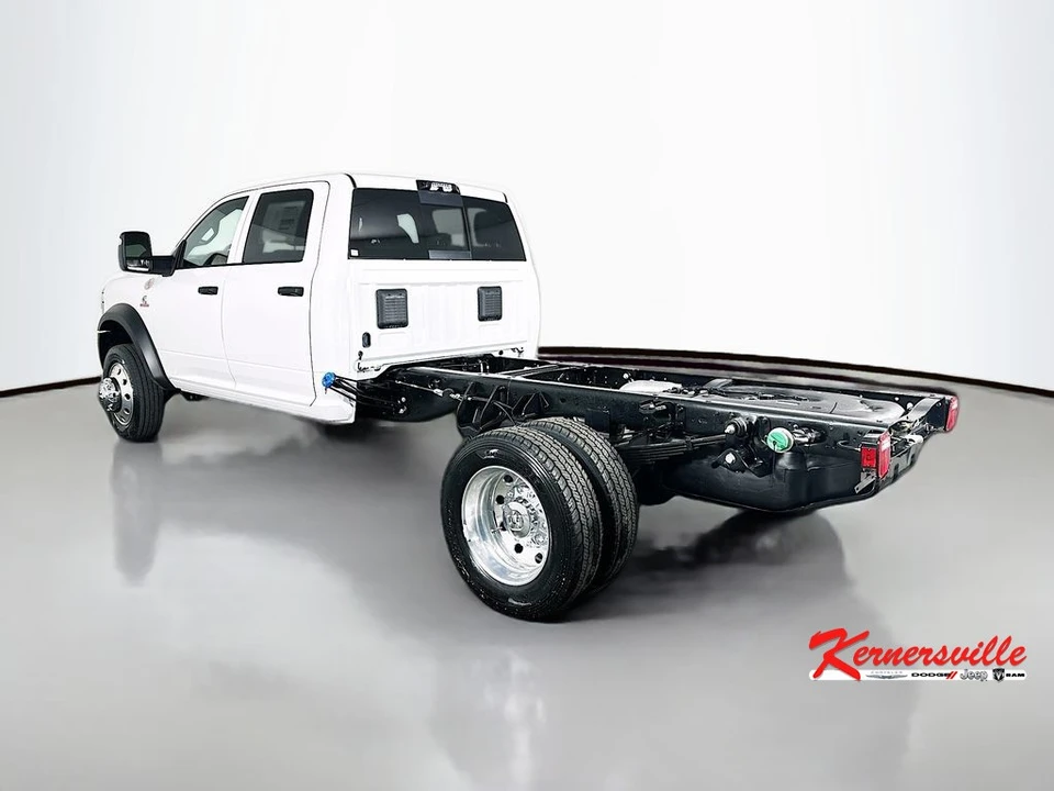 2026 Ram 4500 & 5500 - Image 5 of 21